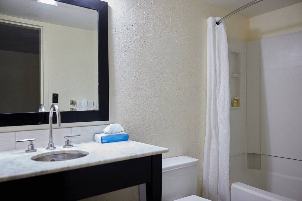 Photo of Bathroom in Wheeling
