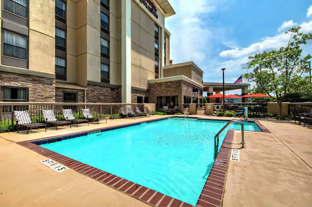 Photo of Outdoor in Wolfchase