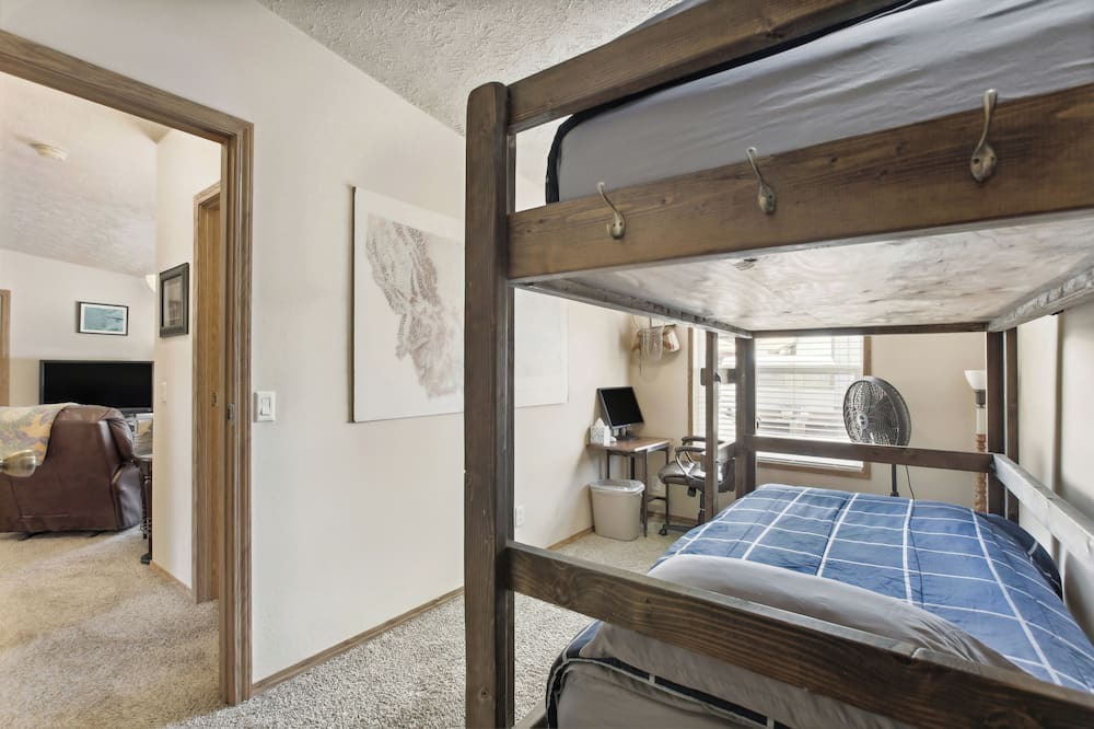 Photo of Bedroom in Fort Smith