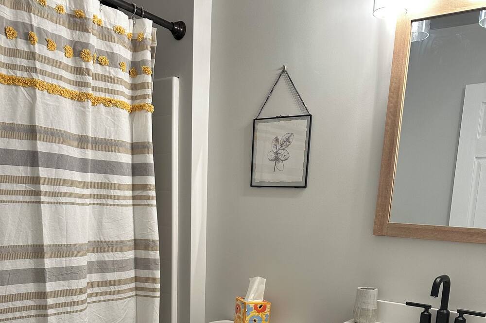 Photo of Bathroom in Hayden Lake