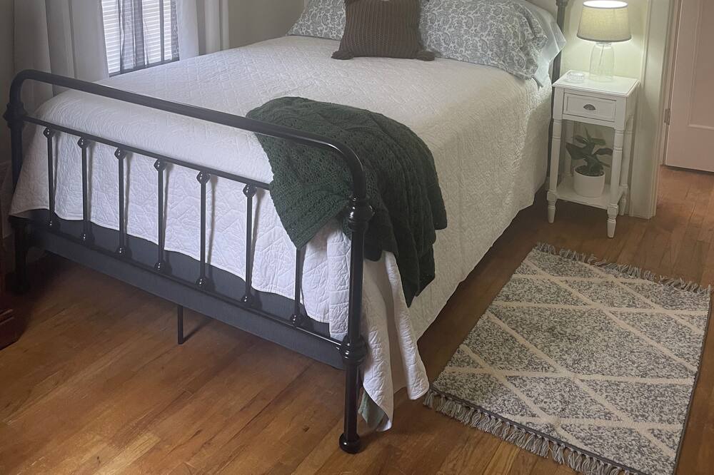 Photo of Bedroom in Riverton
