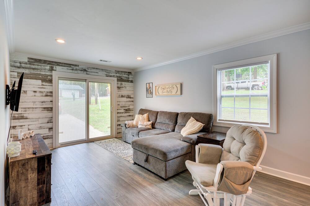 Photo of Livingroom in Asheboro