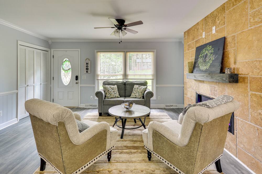 Photo of Livingroom in Asheboro