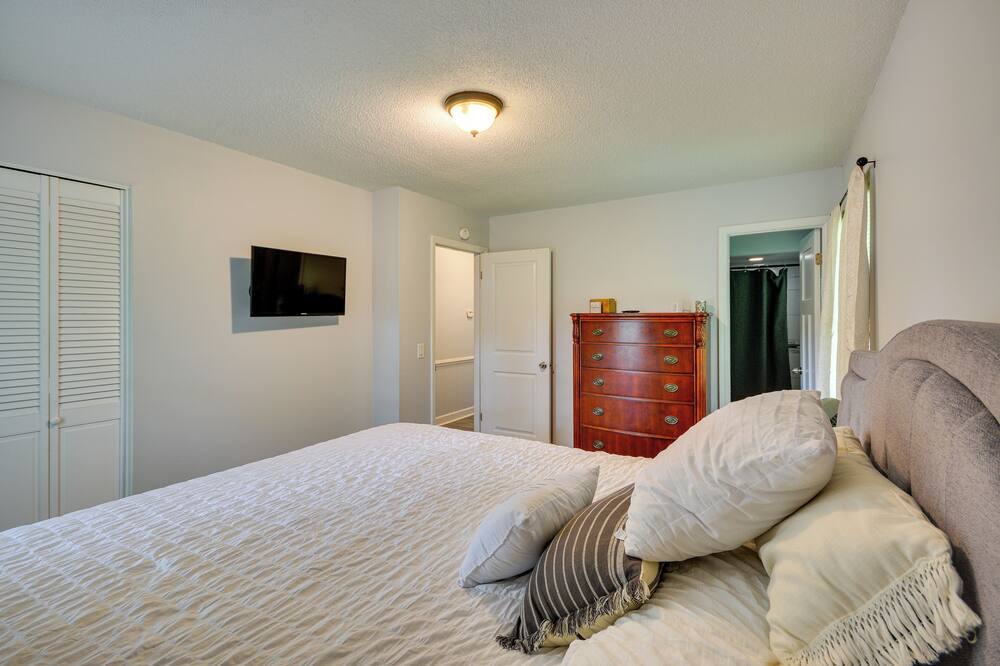 Photo of Bedroom in Asheboro