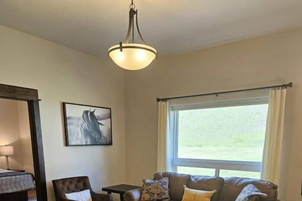 Photo of Livingroom in Gardiner