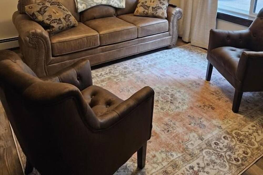 Photo of Livingroom in Gardiner