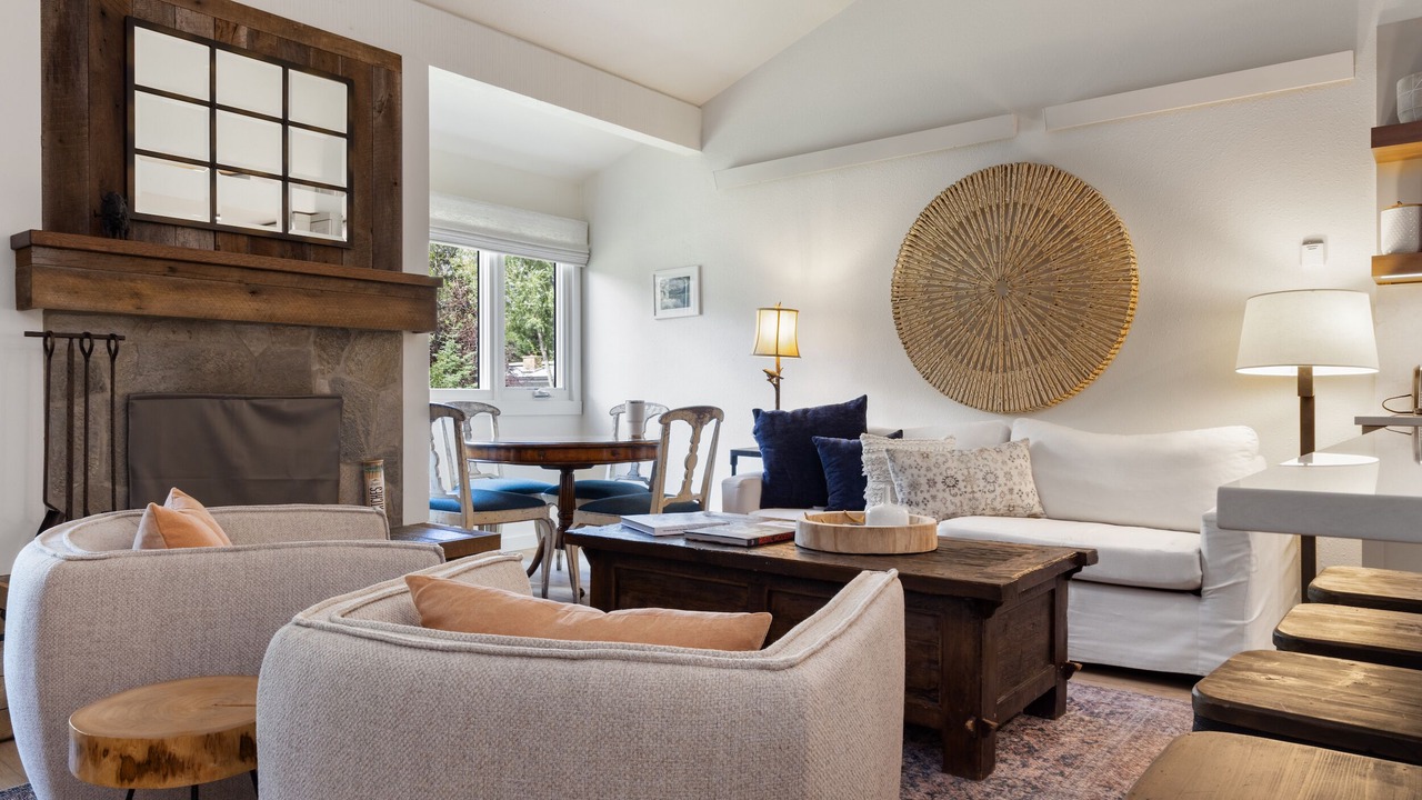 Photo of Livingroom in Moose Wilson Road