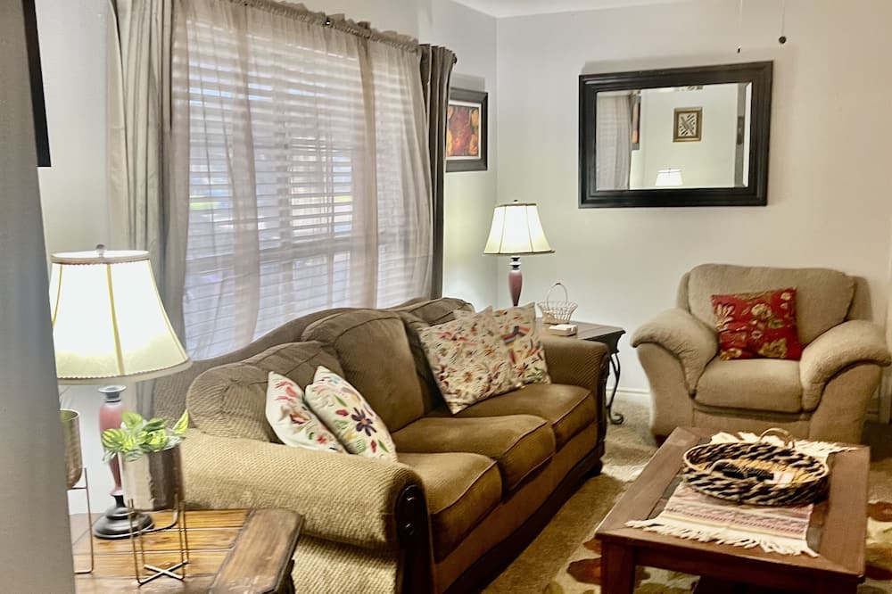 Photo of Livingroom in Schertz
