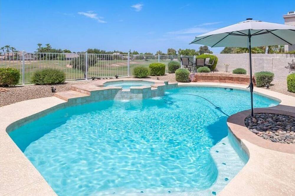 Photo of Outdoor in Superstition Springs
