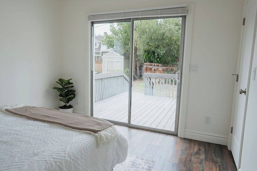 Photo of Bedroom in Yalecrest
