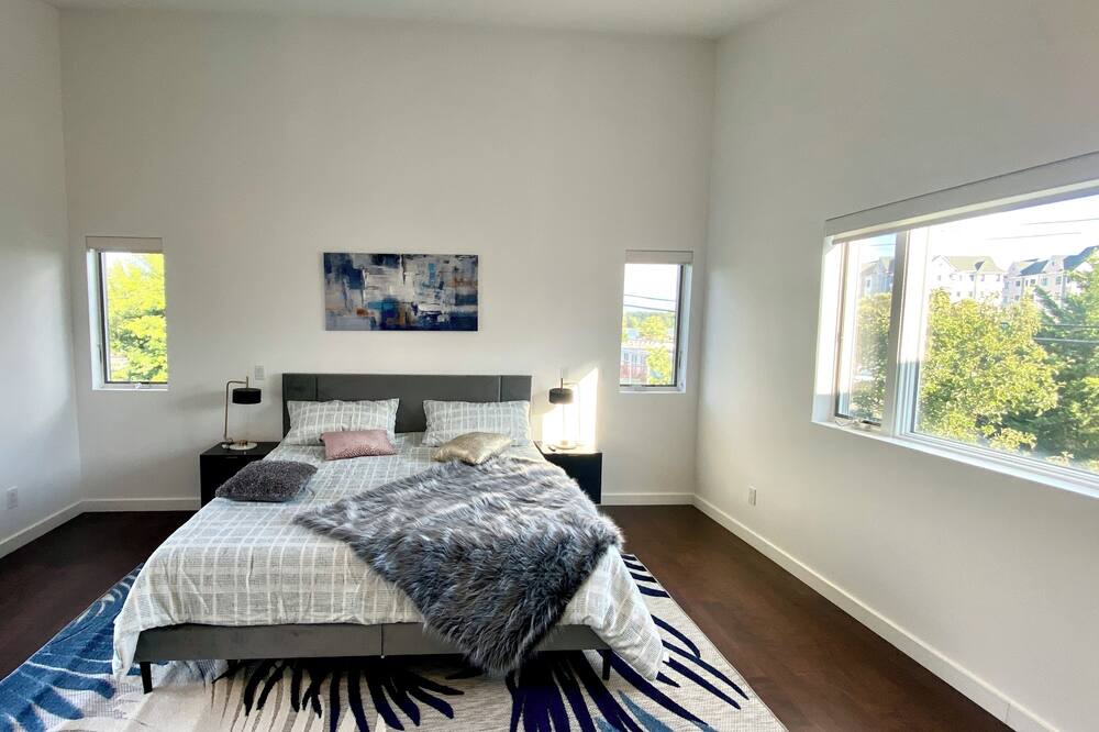 Photo of Bedroom in New Rochelle