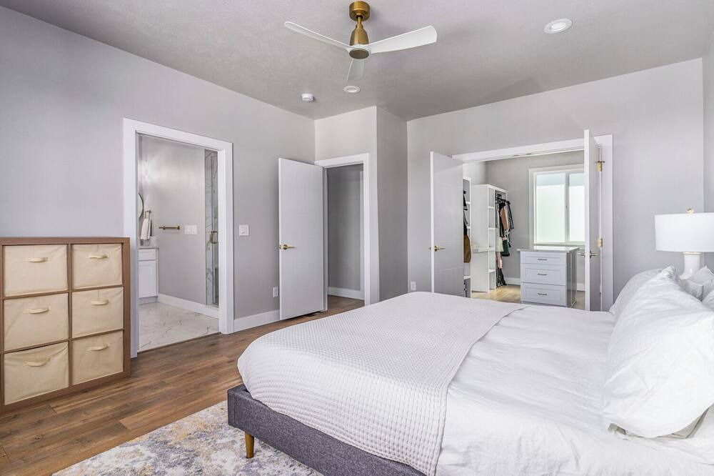 Photo of Bedroom in Veradale