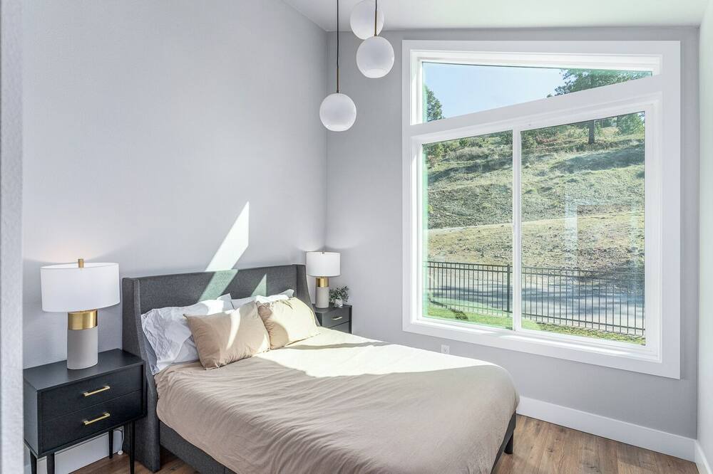 Photo of Bedroom in Veradale