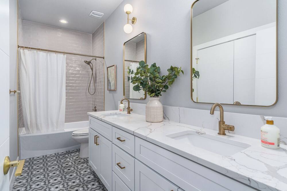 Photo of Bathroom in Veradale