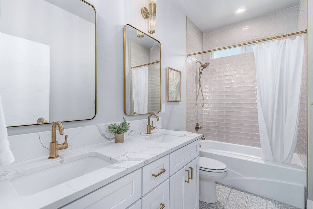 Photo of Bathroom in Veradale