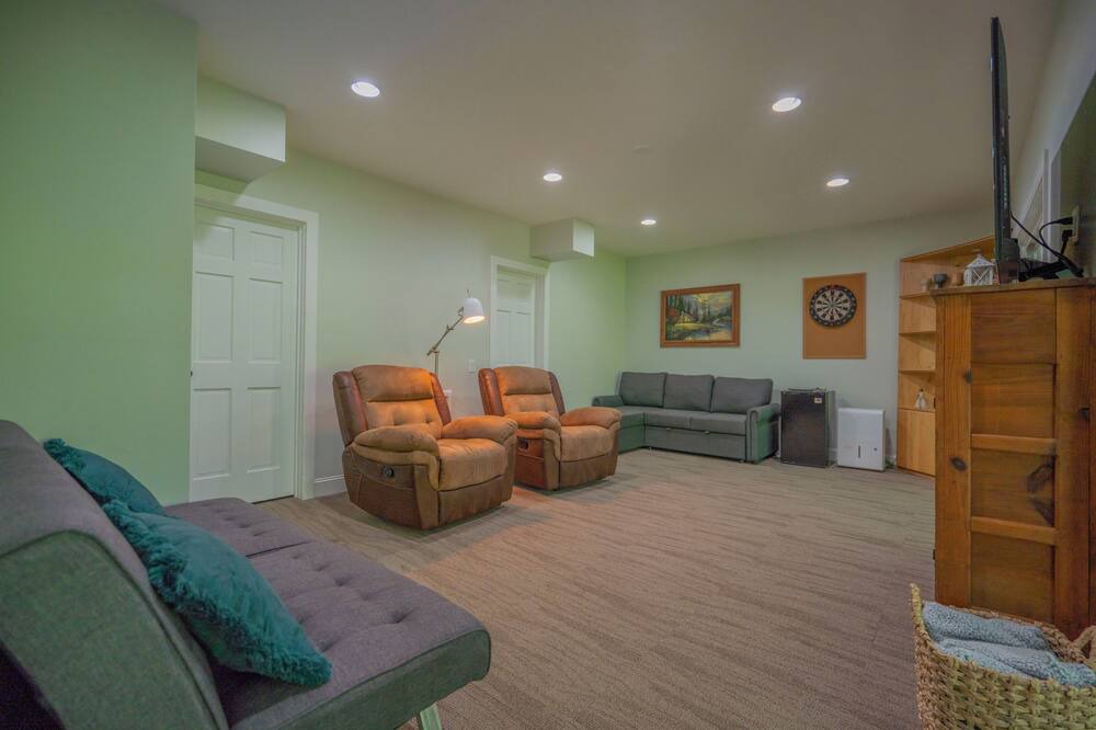 Photo of Livingroom in Southmont