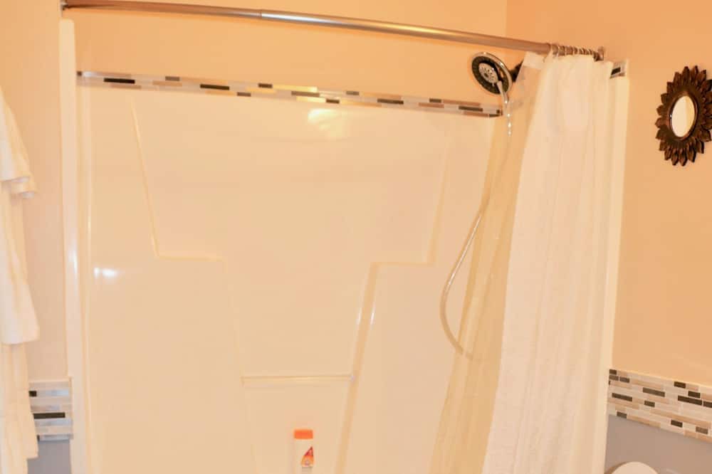 Photo of Bathroom in South View