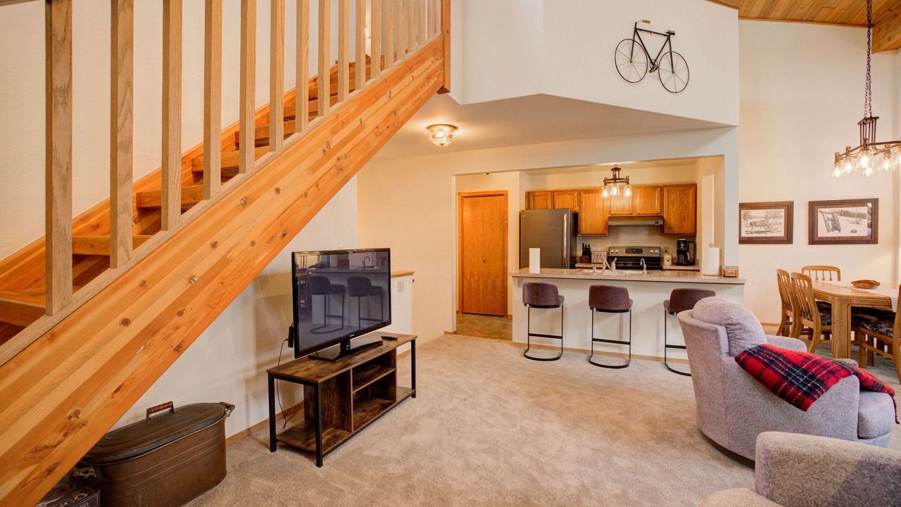 Photo of Livingroom in Big Sky