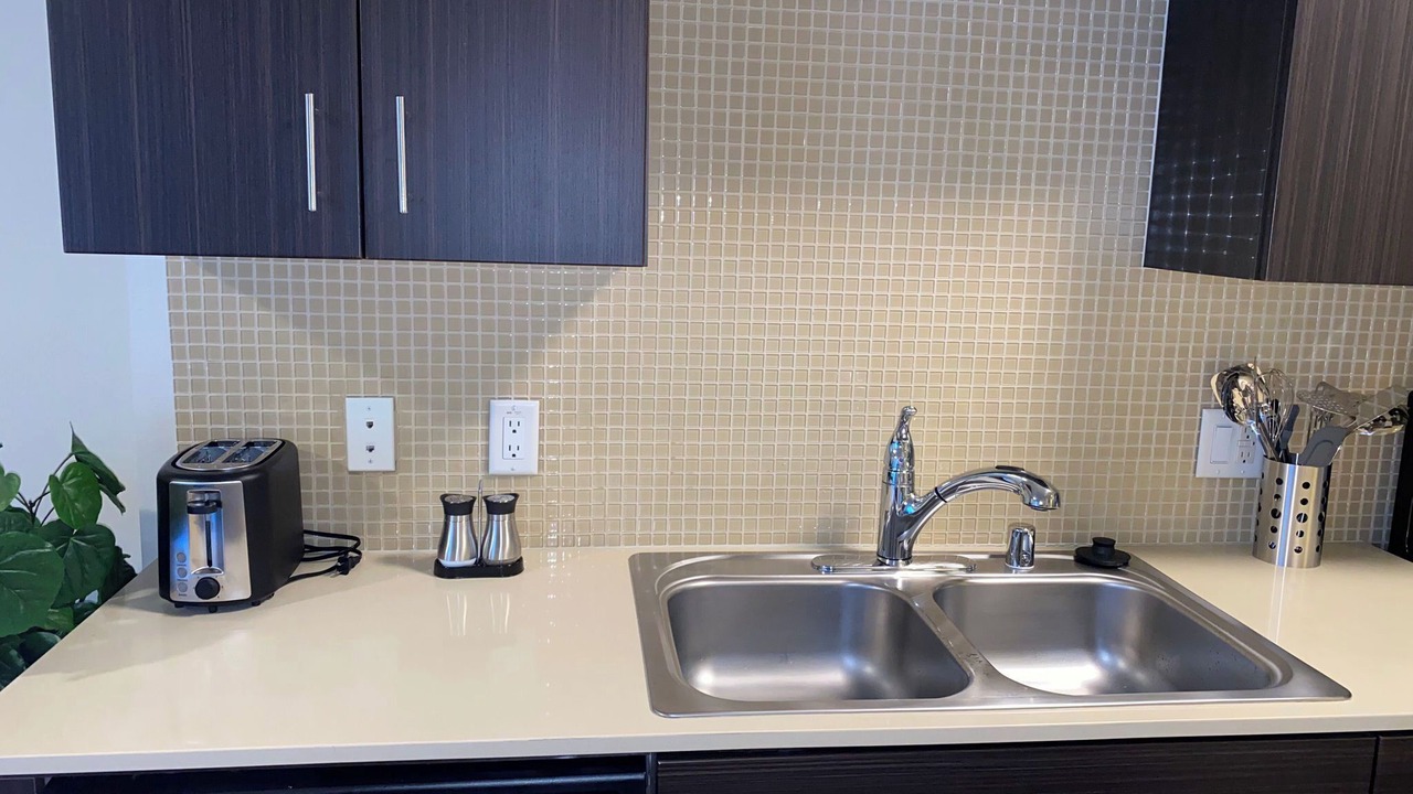 Photo of Kitchen in Mid-Wilshire