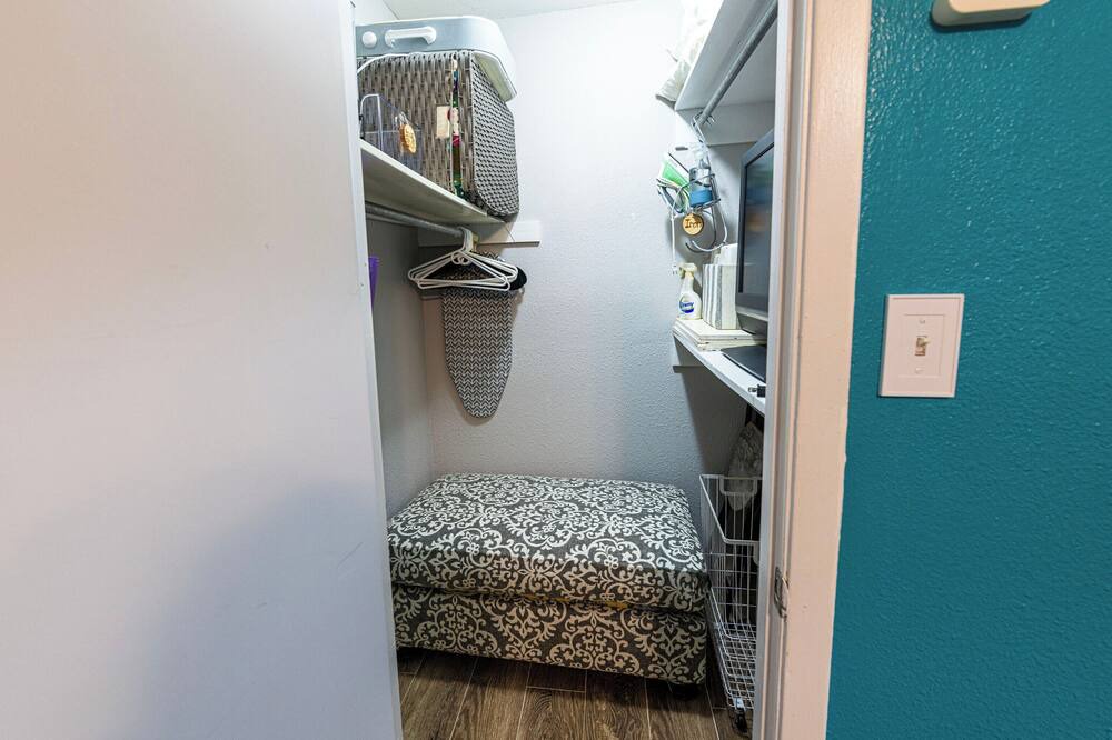 Photo of Bedroom in Palm Valley