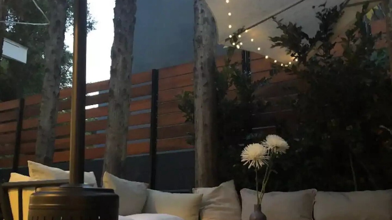 Photo of Outdoor in Laurel Canyon