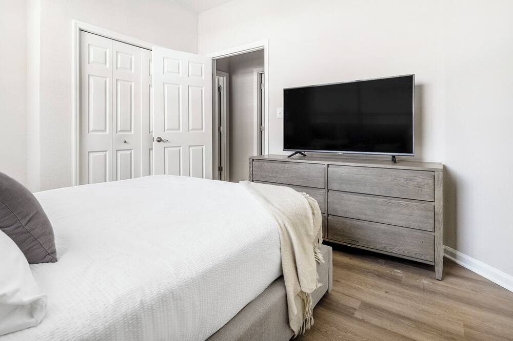 Photo of Bedroom in Ballantyne