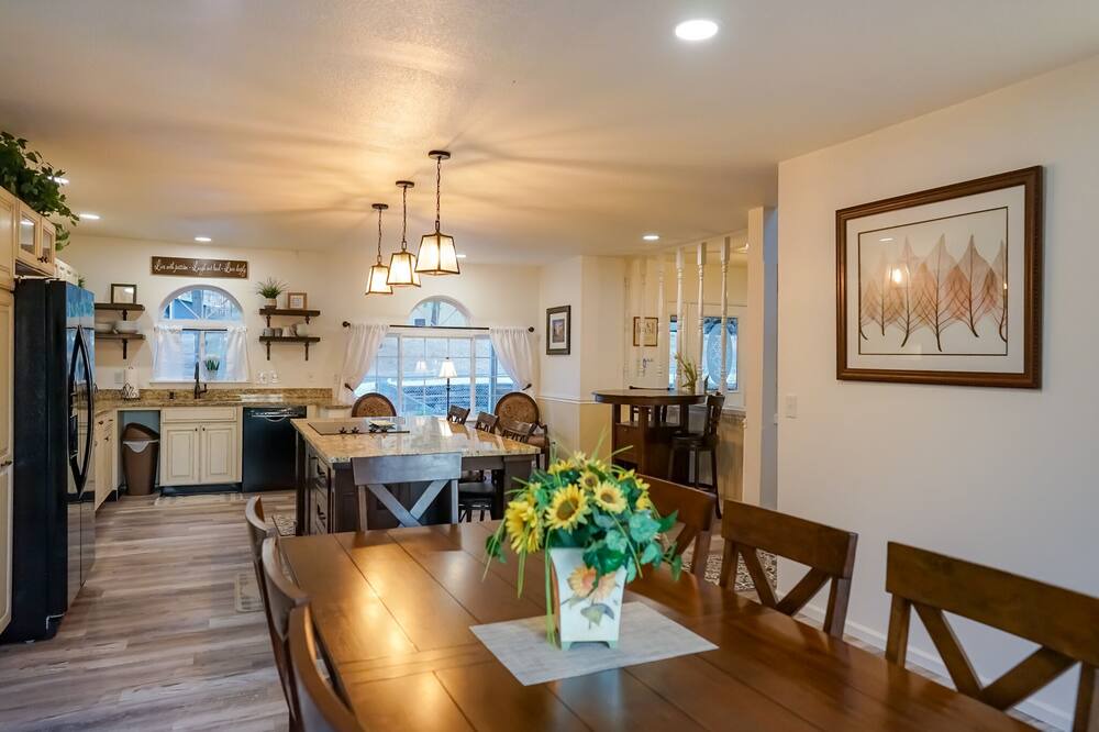Photo of Kitchen in Elk