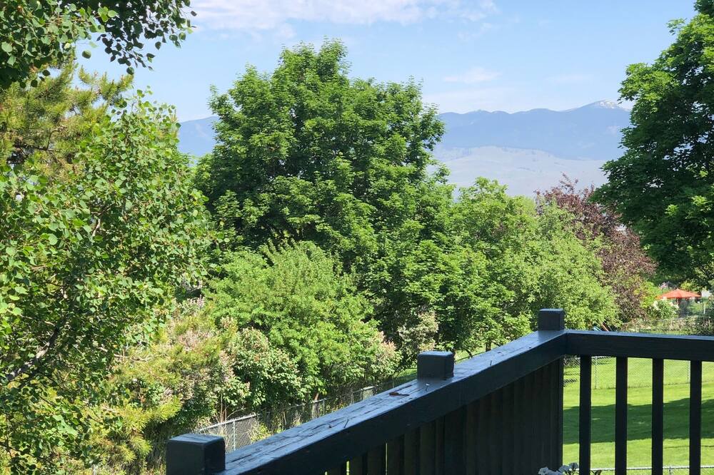 Photo of Patio Balcony in Moose Can Gully