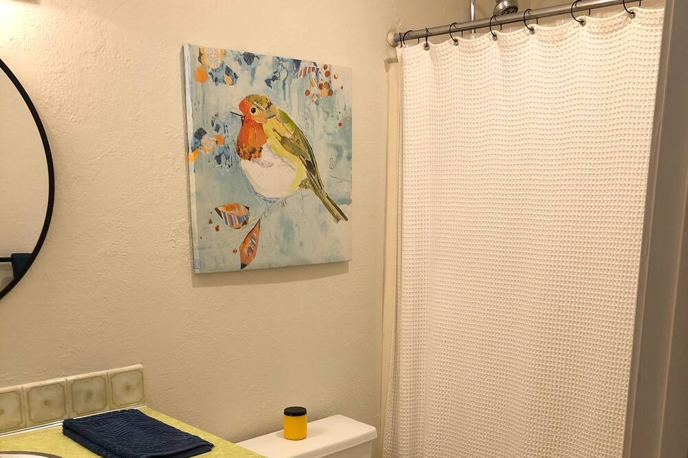 Photo of Bathroom in Moose Can Gully