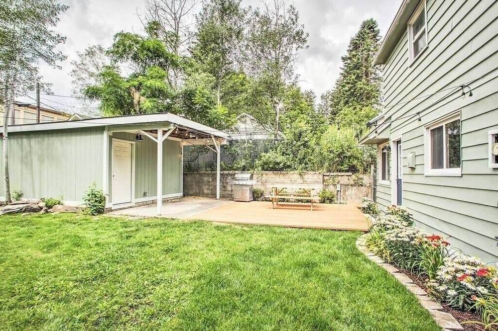 Photo of Outdoor in Garden District