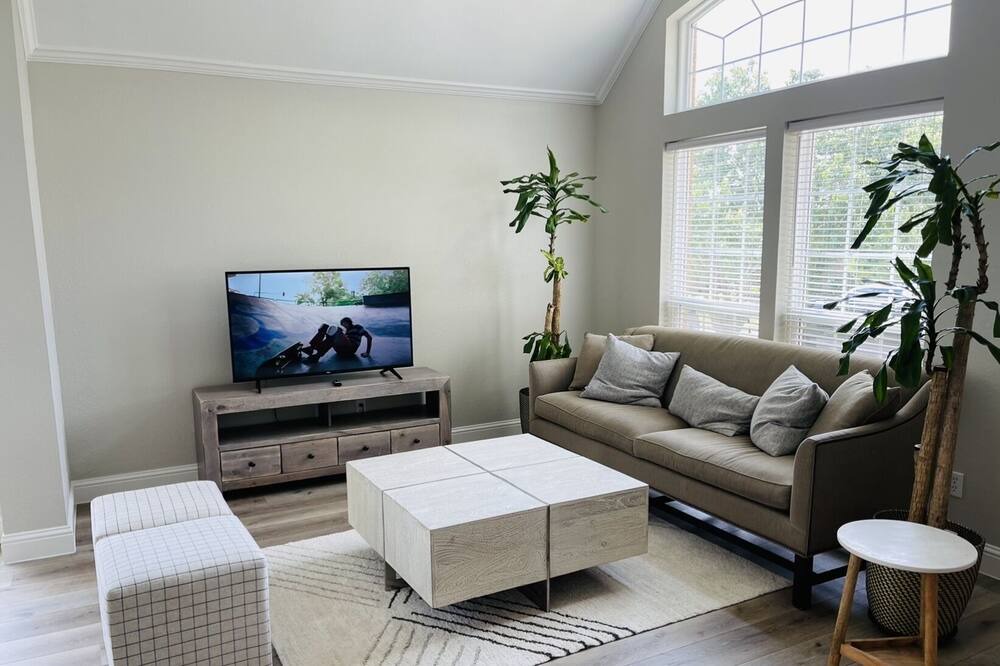 Photo of Livingroom in Frisco