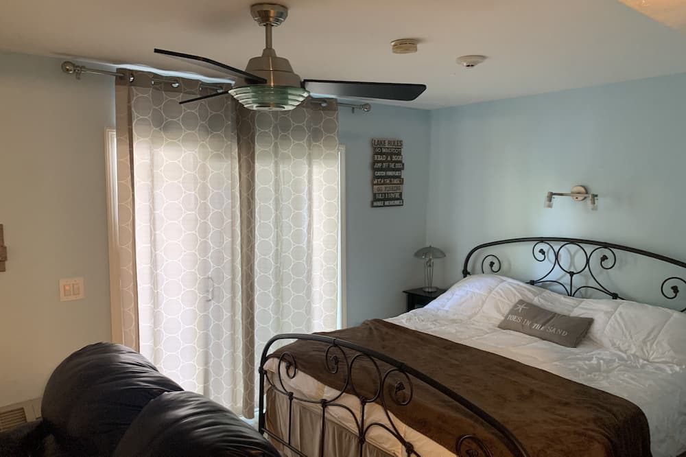 Photo of Bedroom in Winnisquam