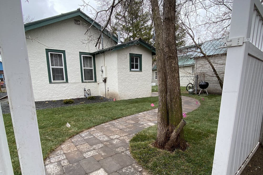 Photo of Outdoor in Livingston