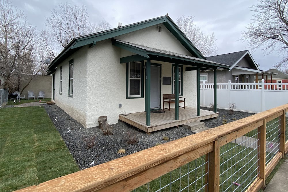 Photo of Outdoor in Livingston