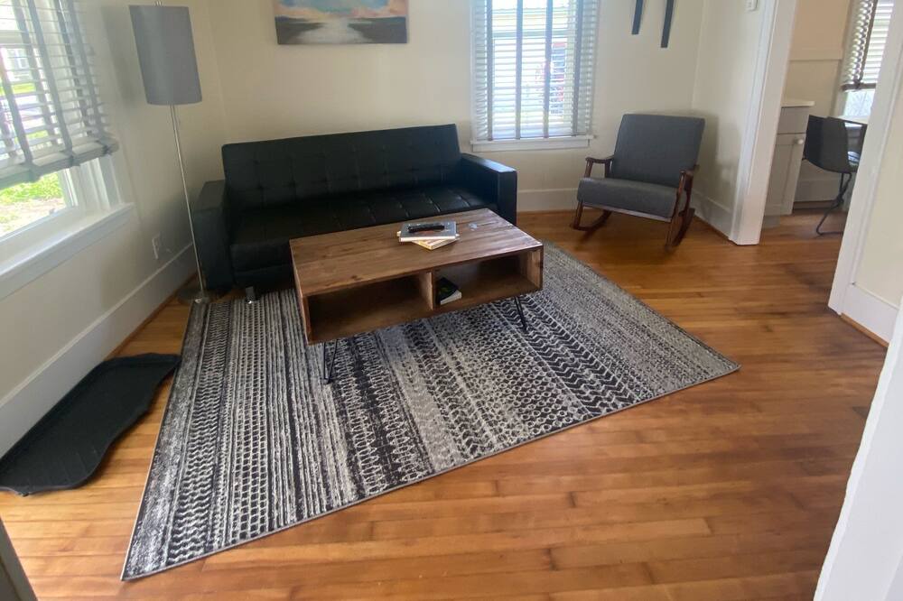 Photo of Livingroom in Livingston