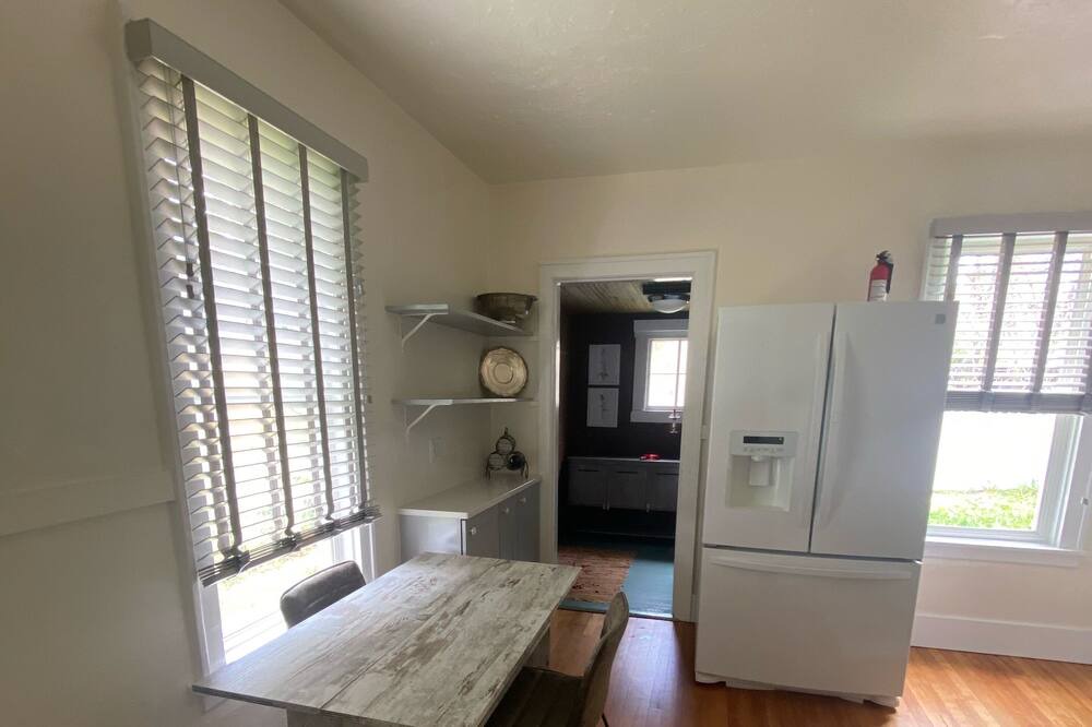 Photo of Bedroom in Livingston