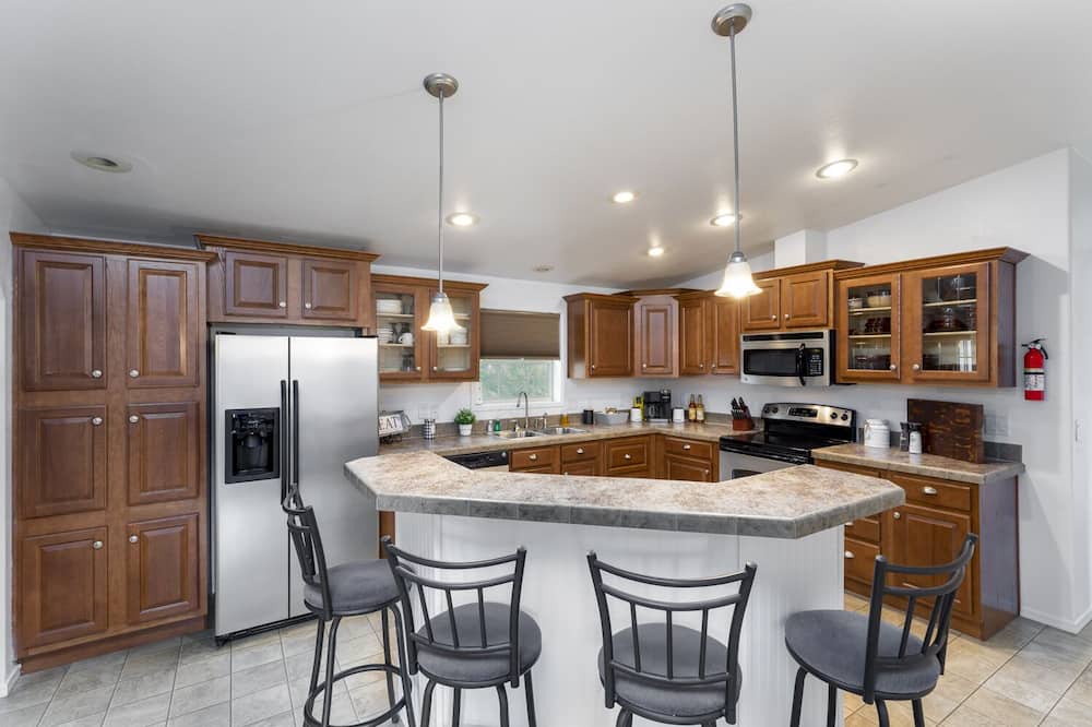 Photo of Kitchen in Maeser