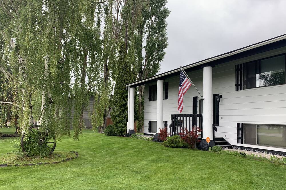 Photo of Outdoor in Evergreen