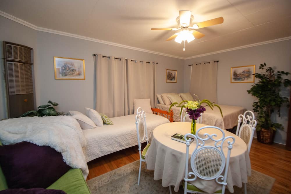 Photo of Livingroom in Sapulpa