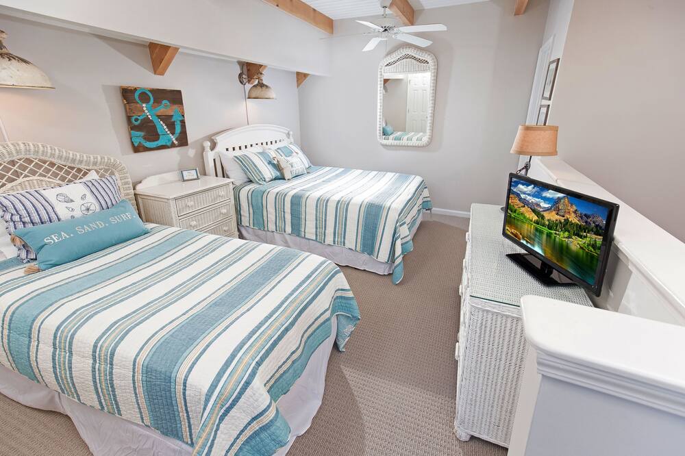 Photo of Bedroom in Litchfield by the Sea