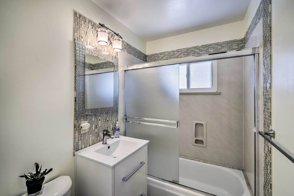 Photo of Bathroom in Hayward