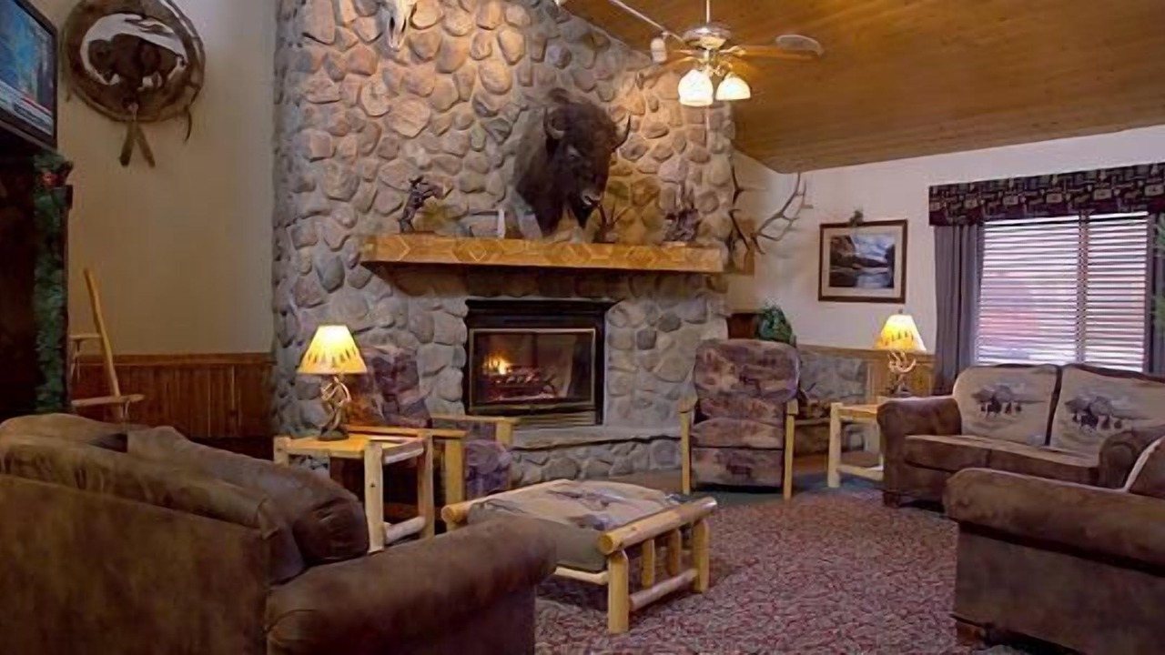 Photo of Others in Medora