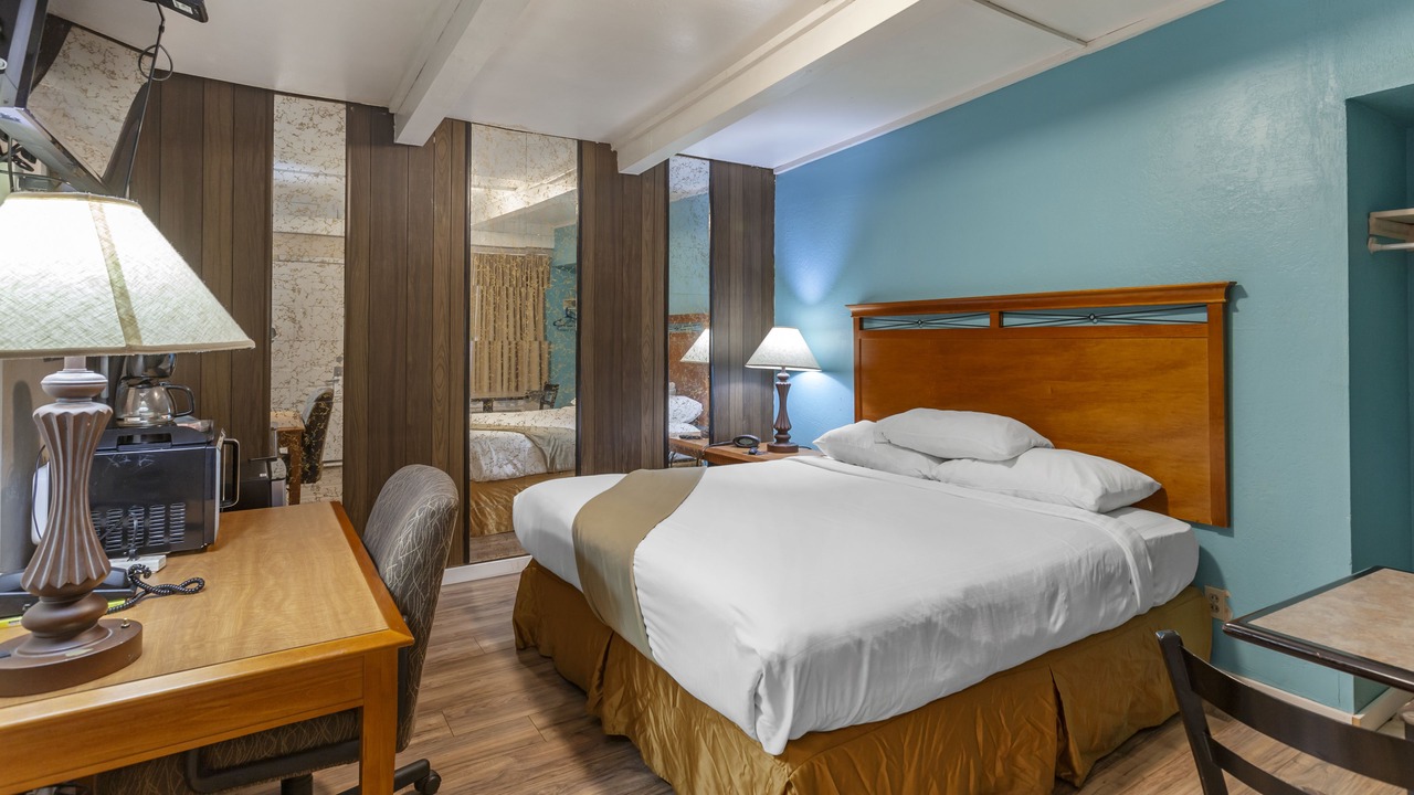 Photo of Bedroom in Downtown Boise