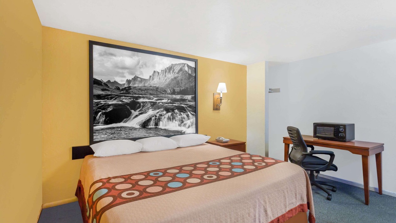 Photo of Bedroom in Diamondville