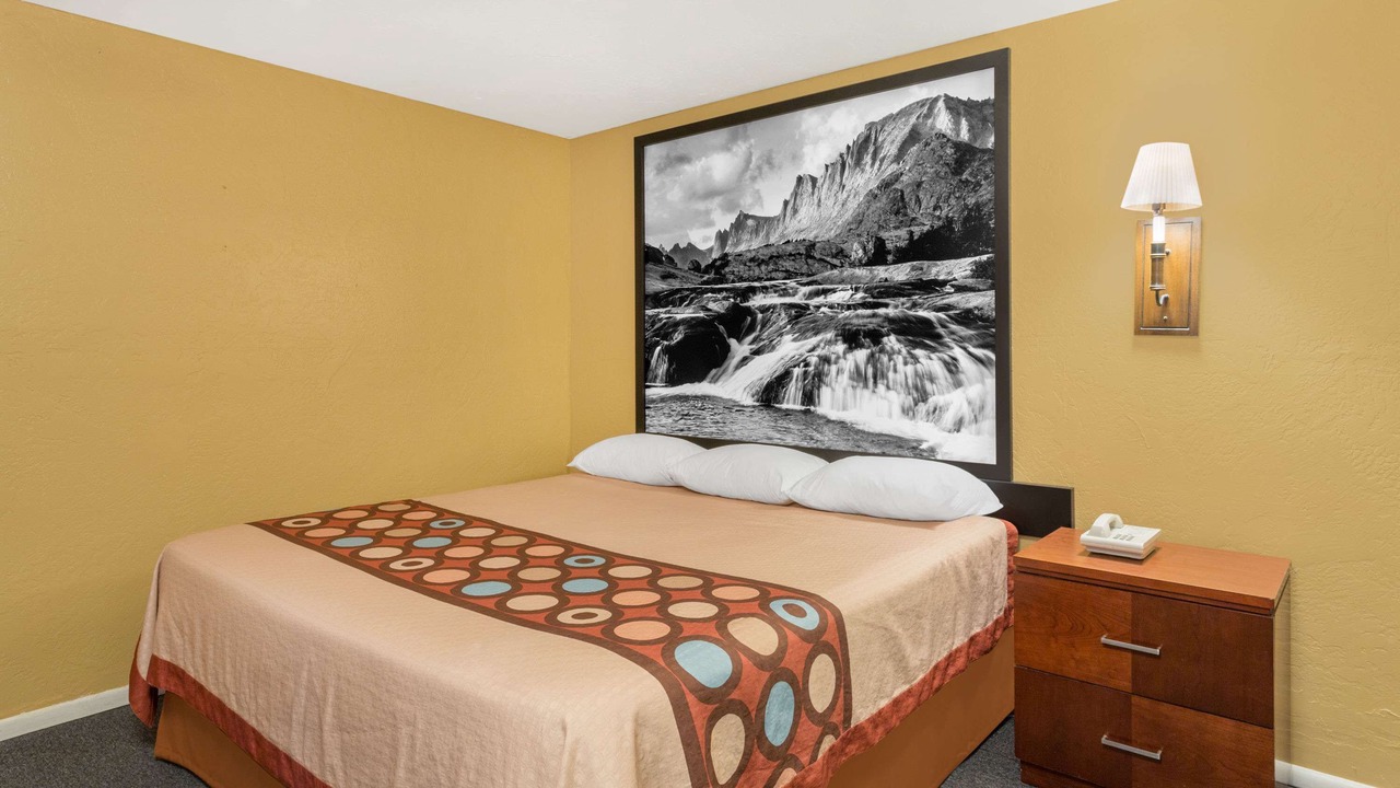 Photo of Bedroom in Diamondville