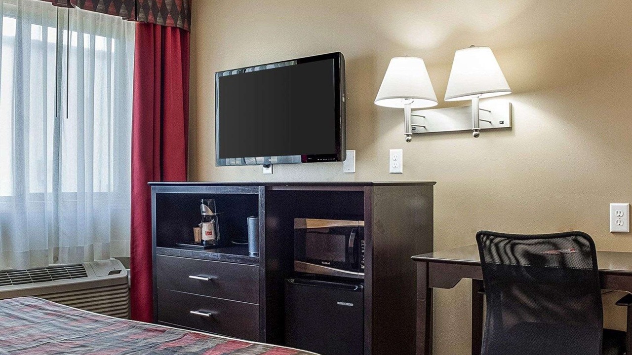 Photo of Bedroom in Jamestown