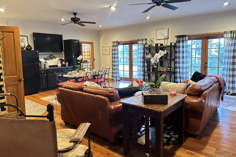 Photo of Livingroom in Somers