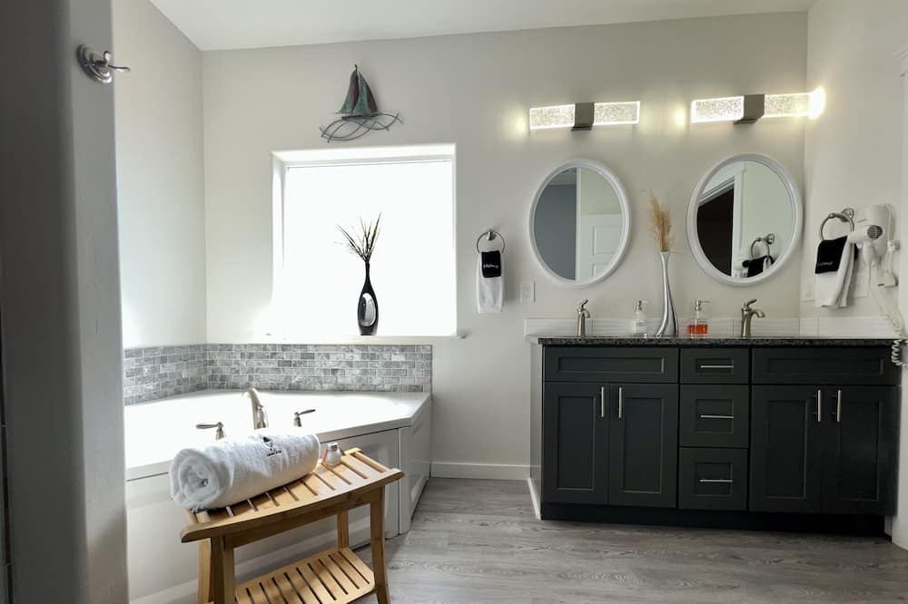 Photo of Bathroom in Twin Falls