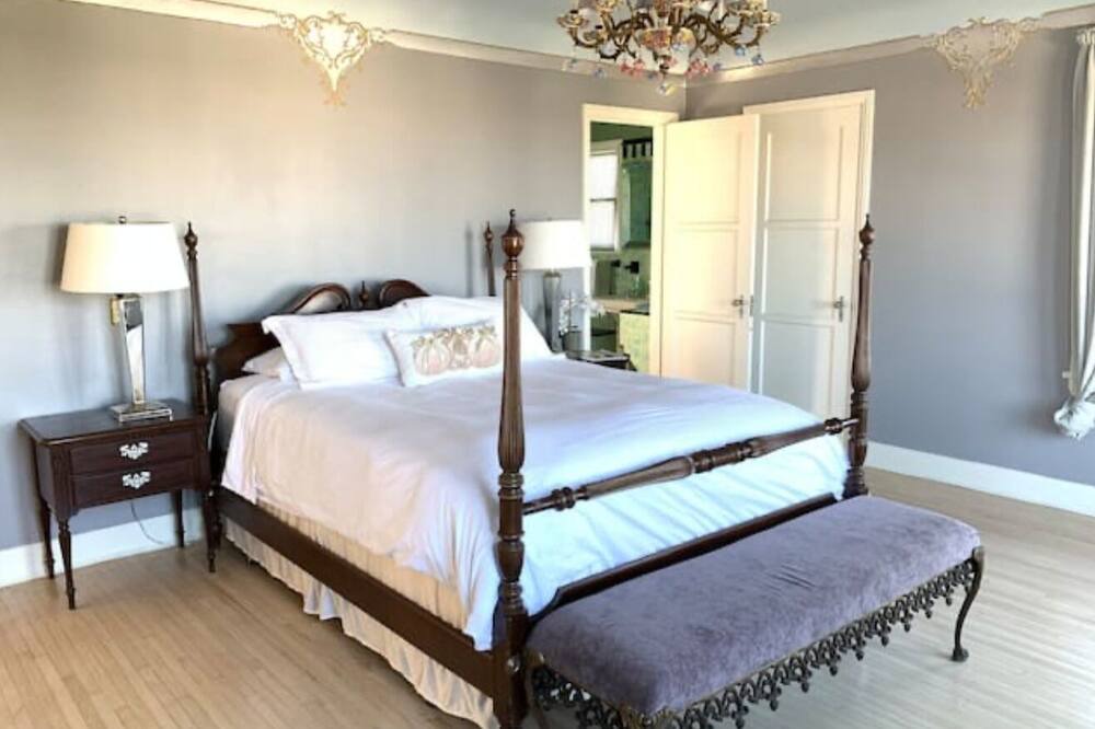 Photo of Bedroom in Northwest San Pedro