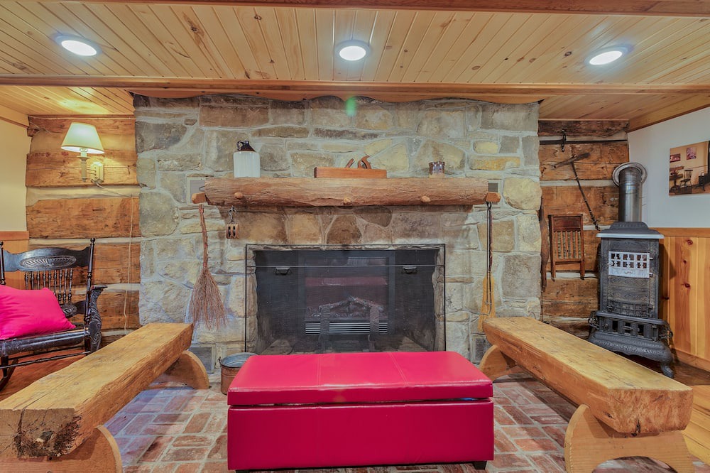 Photo of Livingroom in Drifting